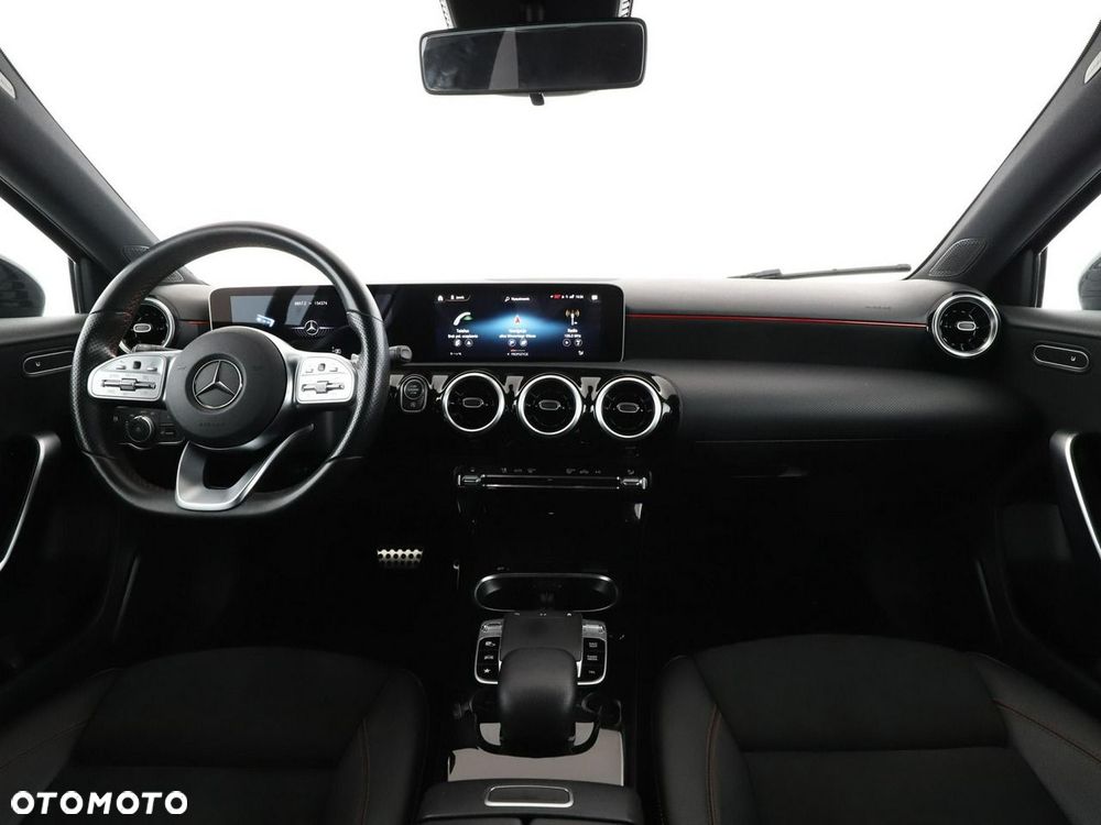 Mercedes-Benz Klasa A 180 7G-DCT Edition AMG Line - 16