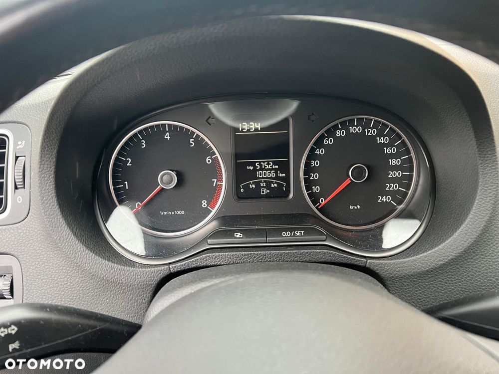 Volkswagen Polo 1.4 Highline - 13