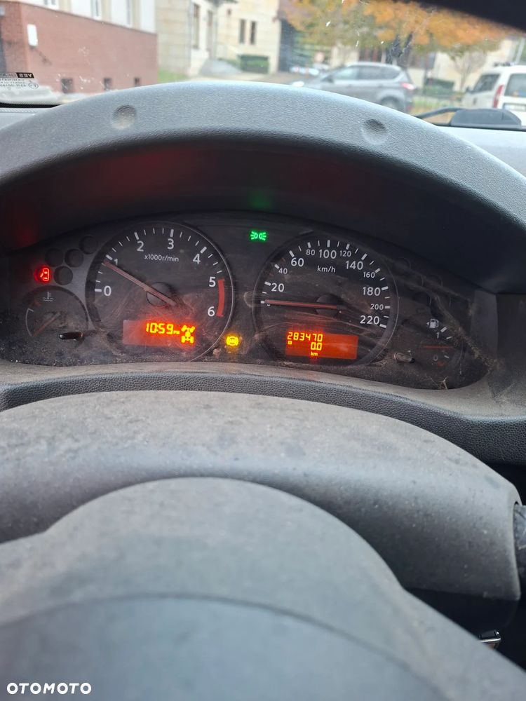 Nissan Navara 2.5 D SE - 2