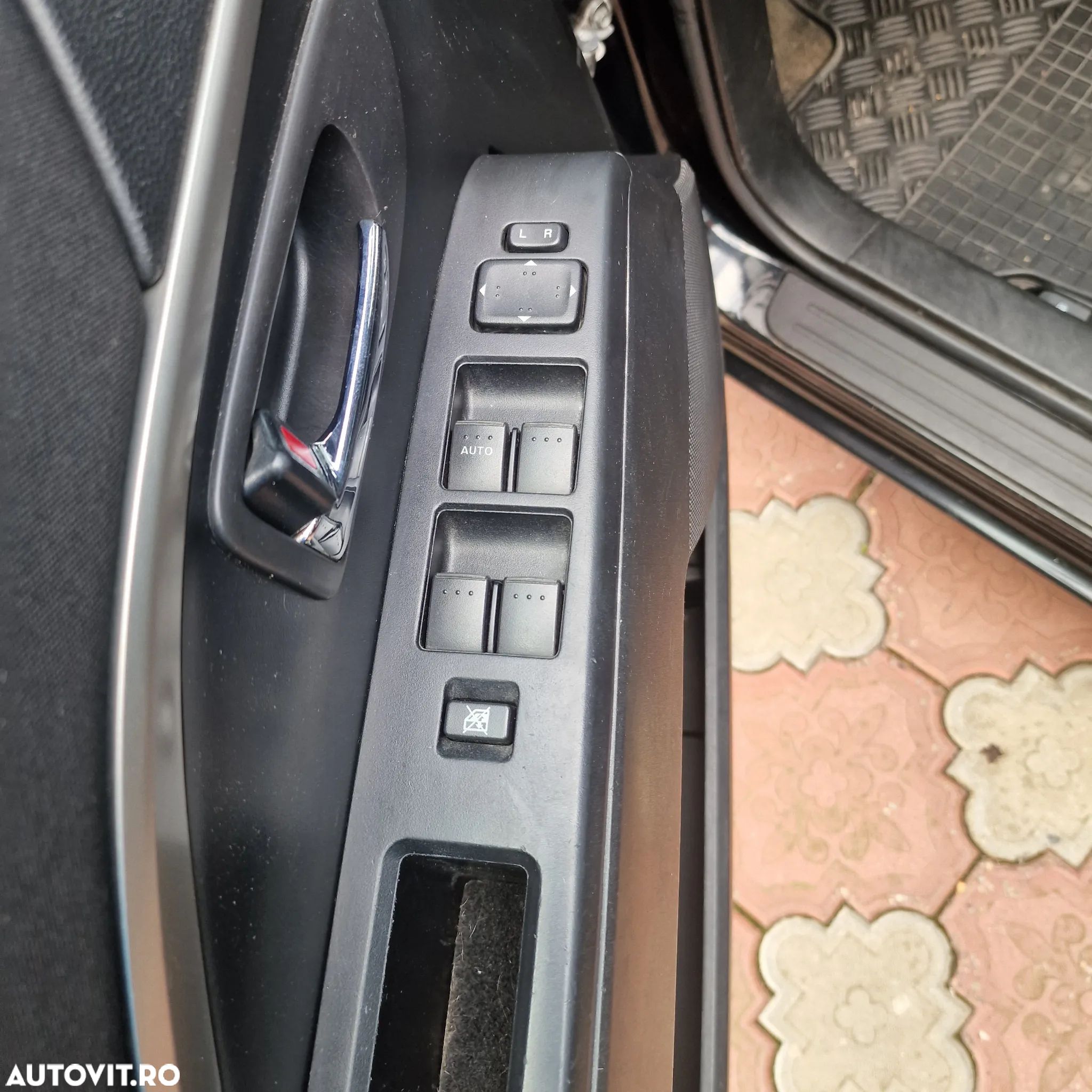 Mazda 5 CD116 CE - 16