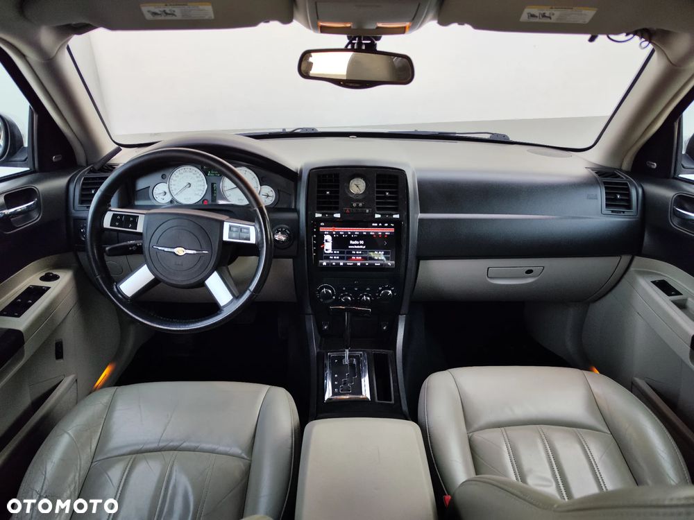 Chrysler 300C 3.5 V6 AWD - 11