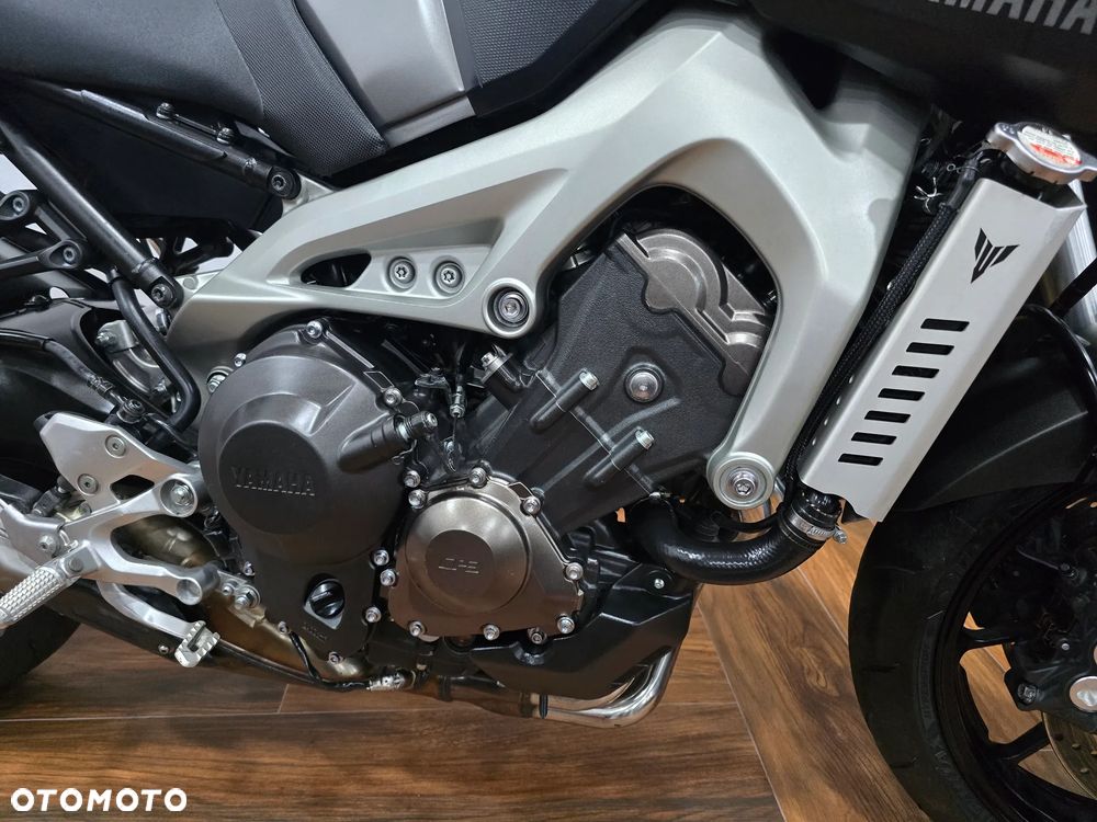 Yamaha MT - 20