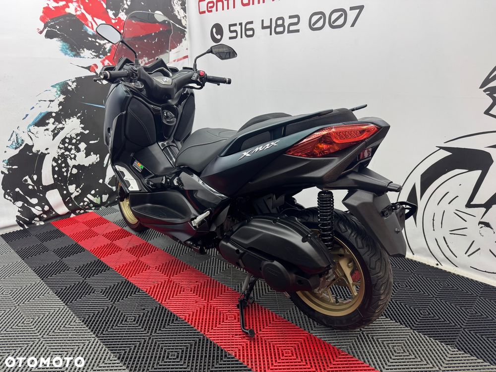 Yamaha X-max - 5