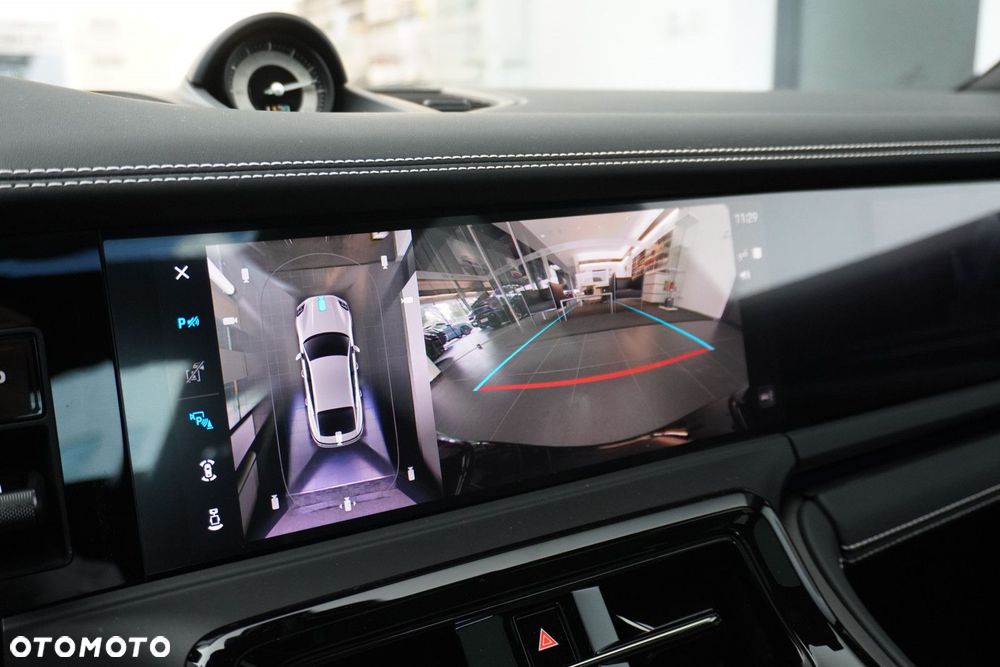 Porsche Panamera 4 - 15