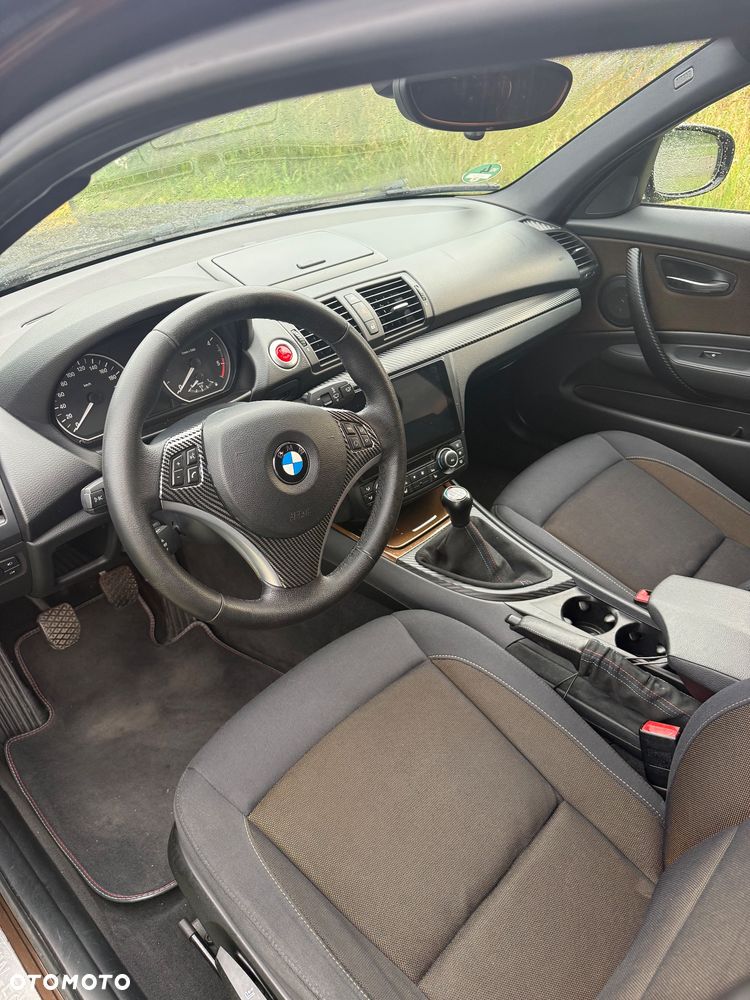BMW Seria 1 118d - 8
