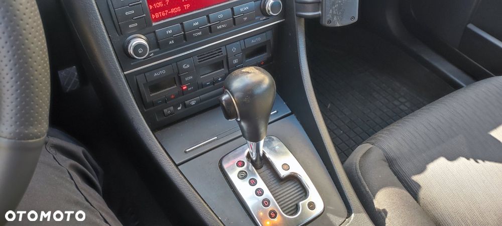Audi A4 Avant 2.0 TDI Multitronic - 22