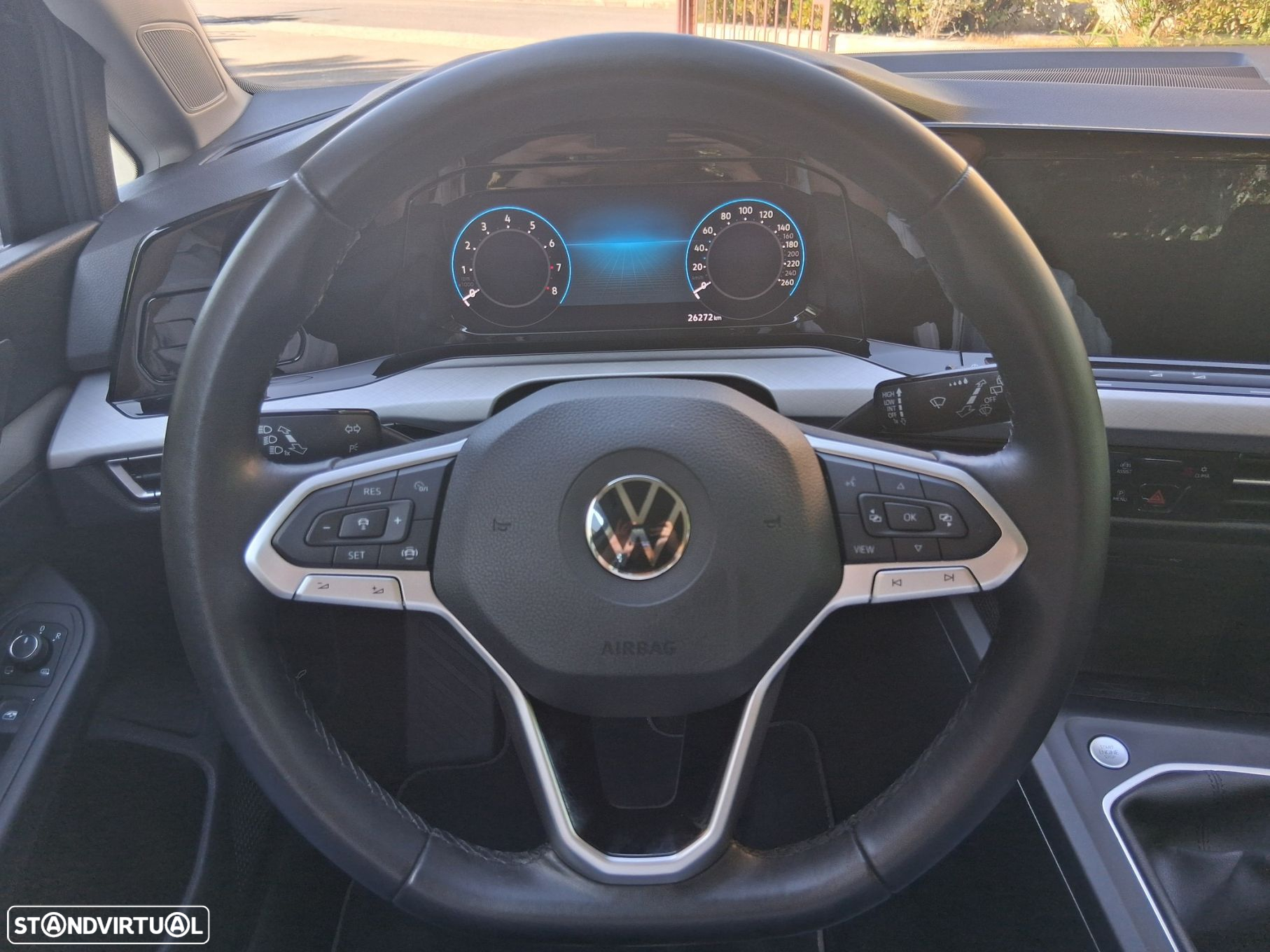 VW Golf 1.0 TSI Life - 34