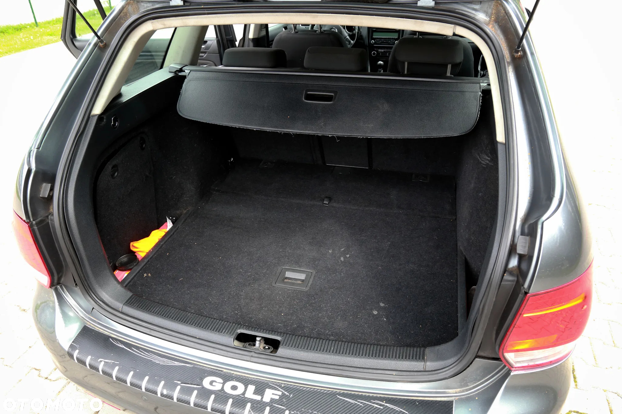 Volkswagen Golf 1.6 TDI DPF Comfortline - 33