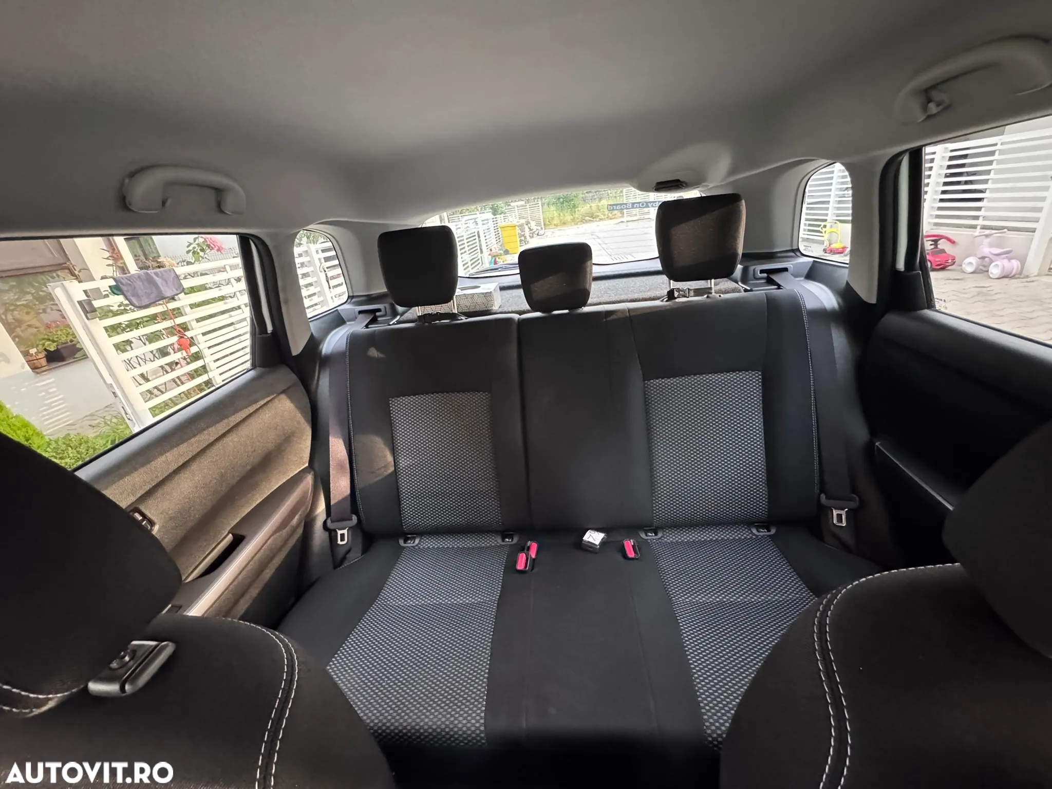 Suzuki Vitara 1.4 Boosterjet MHEV Passion - 14