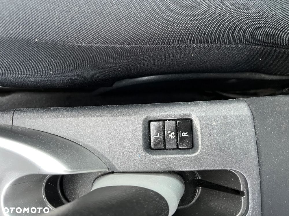 Toyota Auris - 12