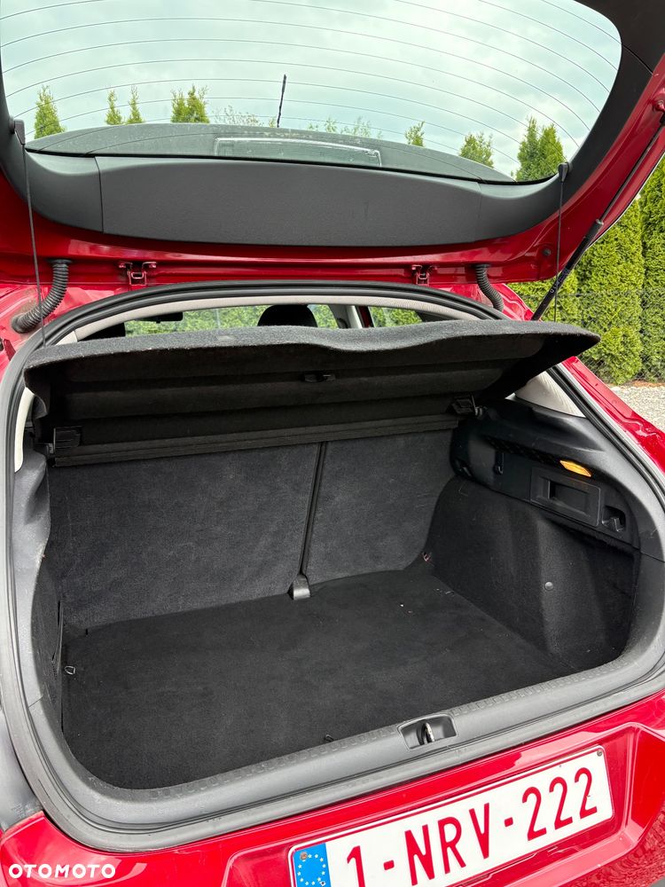 Citroën C4 1.4 16V Style - 9