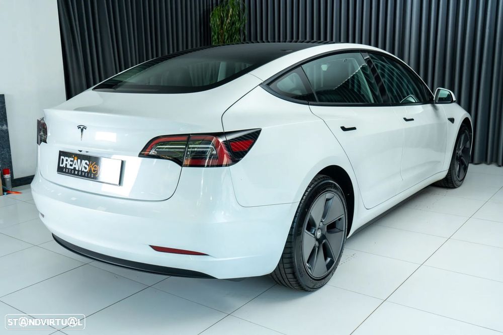 Tesla Model 3 Long Range Tração Traseira - 5