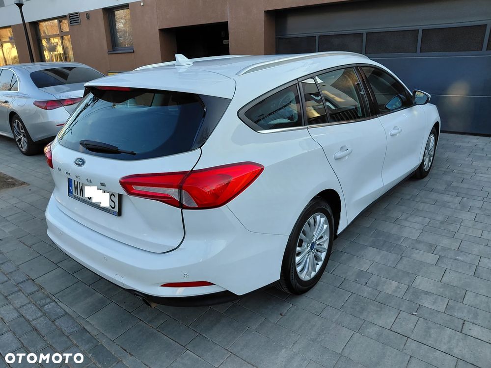 Ford Focus 1.5 EcoBoost Titanium - 9