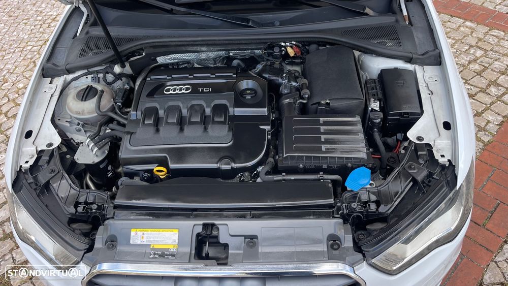 Audi A3 Sportback 1.6 TDI (clean diesel) S tronic Attraction - 15