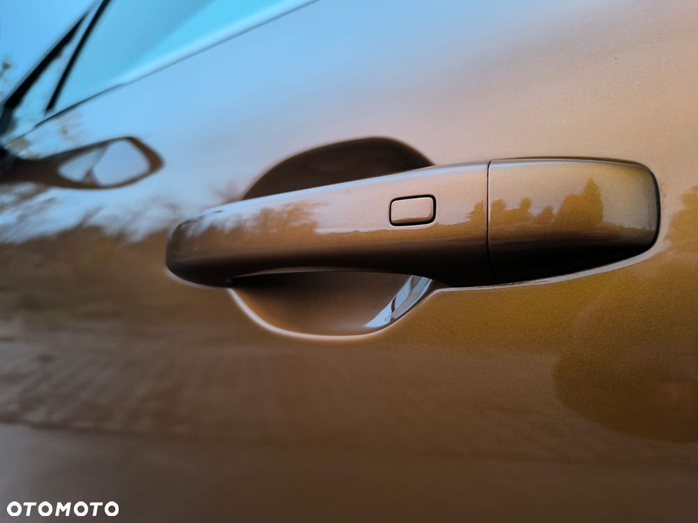 Renault Captur TCe 100 EXPERIENCE - 25