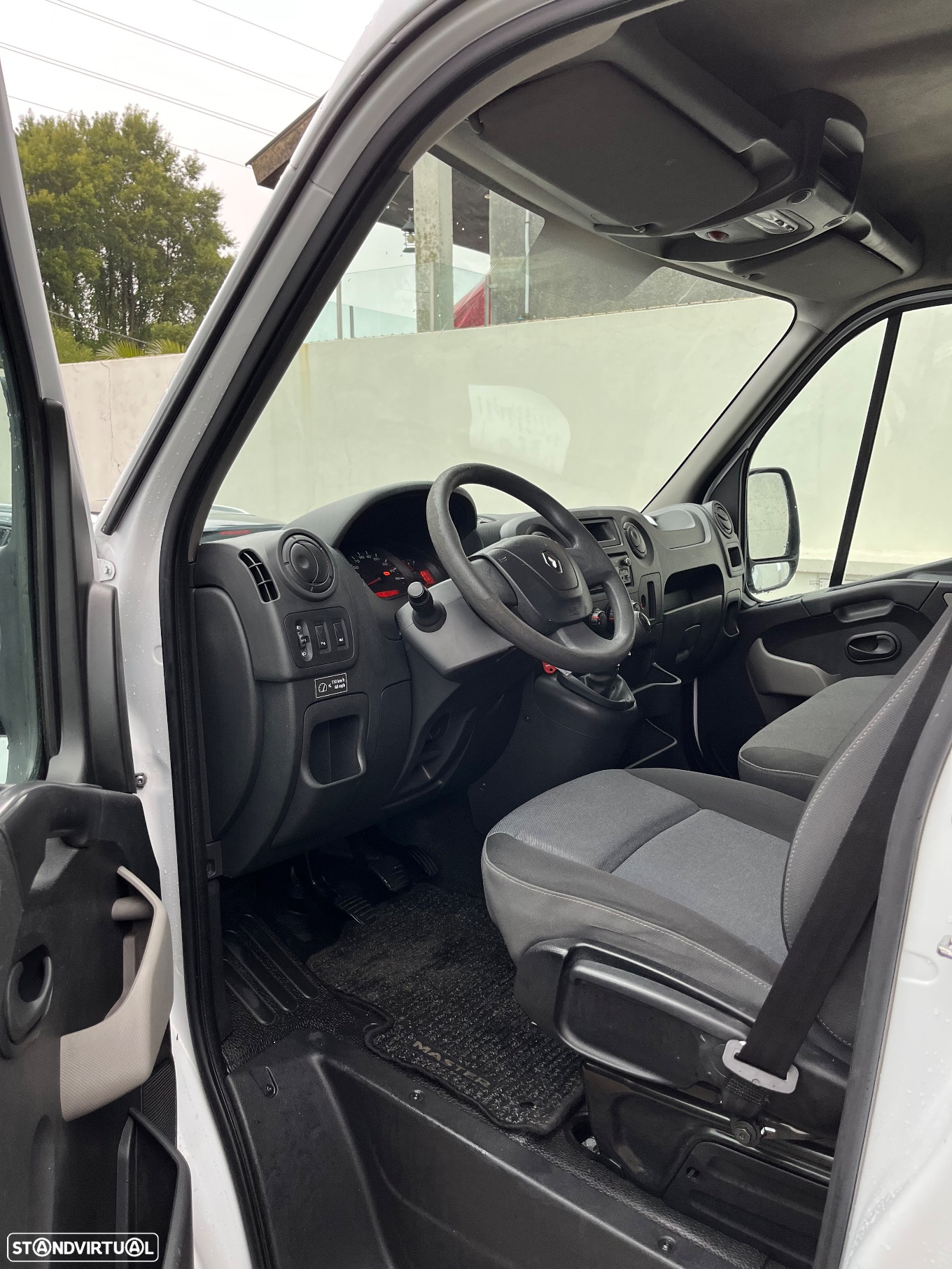 Renault Master Mercadorias L1 H1 3,3T 2.3 dCi 110 - 4