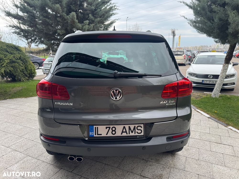 Volkswagen Tiguan 2.0 TDI DPF 4Motion BlueMotion Technology DSG Sport & Style - 18