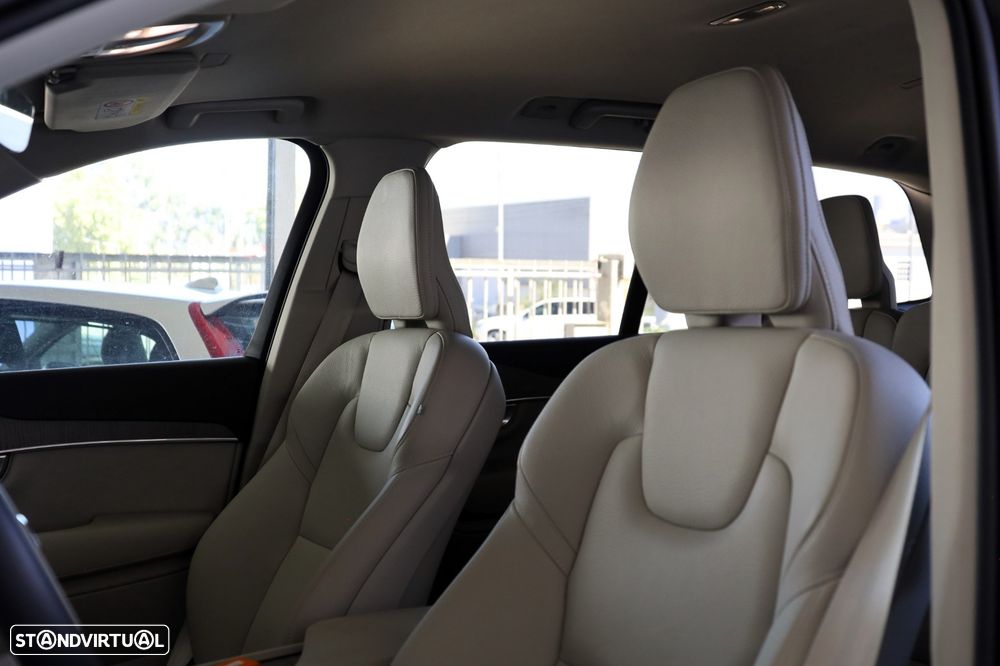 Volvo XC 90 2.0 T8 PHEV Core AWD - 10
