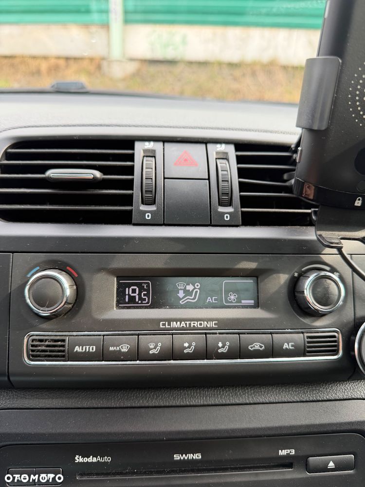 Skoda Roomster 1.4 16V Ambition - 19