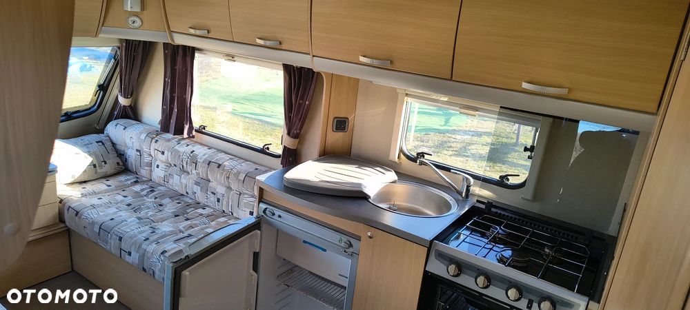 Elddis Firestorm - 18