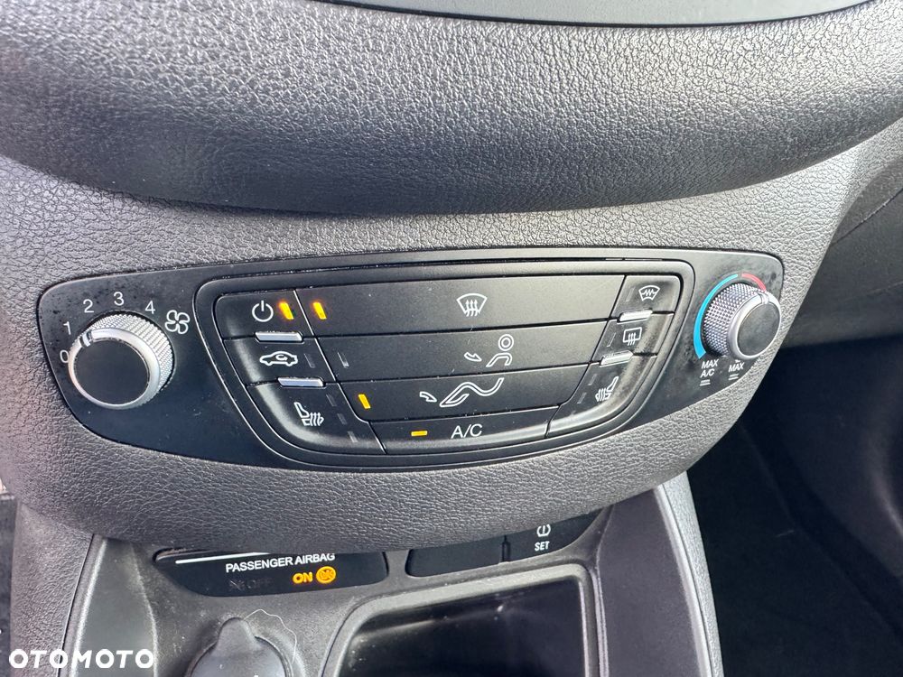 Ford Tourneo Courier 1.0 EcoBoost Trend - 16