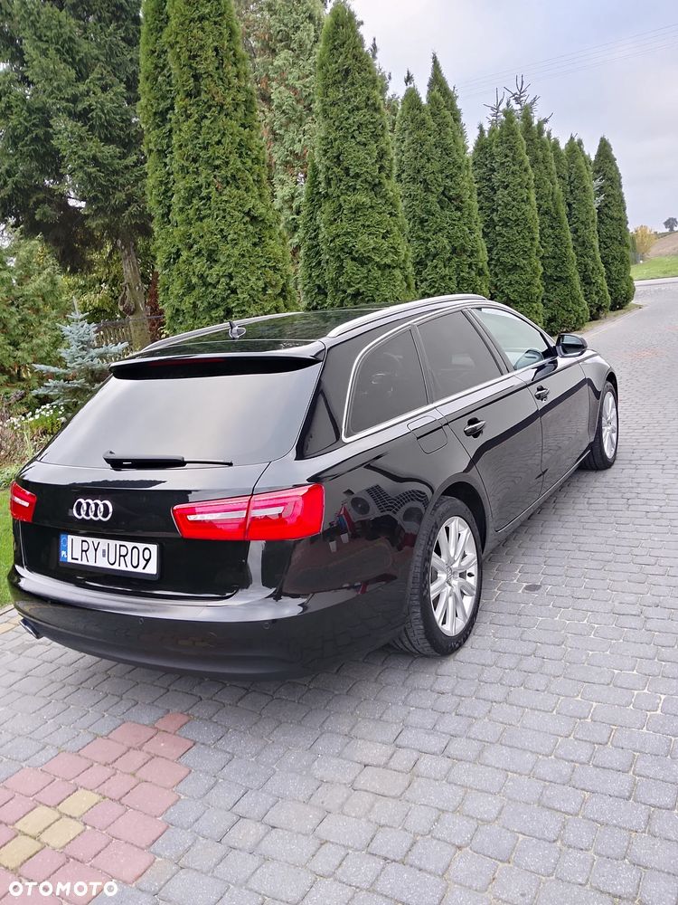 Audi A6 Avant - 16