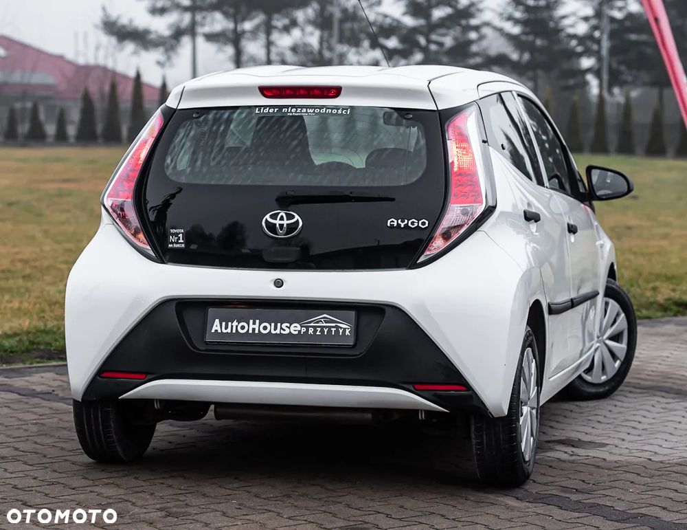 Toyota Aygo x-play Eco - 14