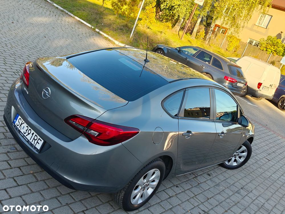 Opel Astra 1.6 Cosmo - 23