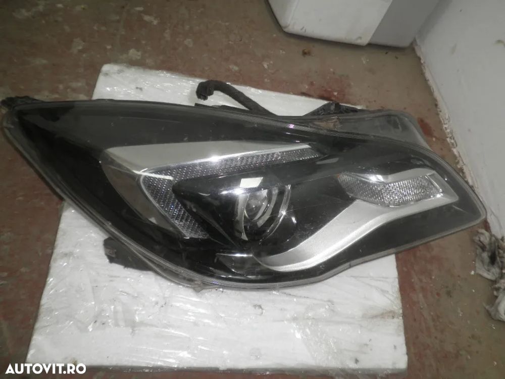 Far dreapta Opel Insignia facelift 2016 39031210 13409909
