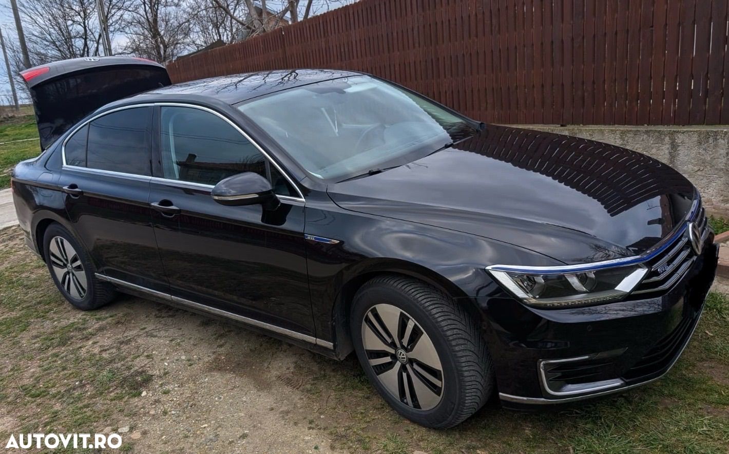 Volkswagen Passat GTE - 1