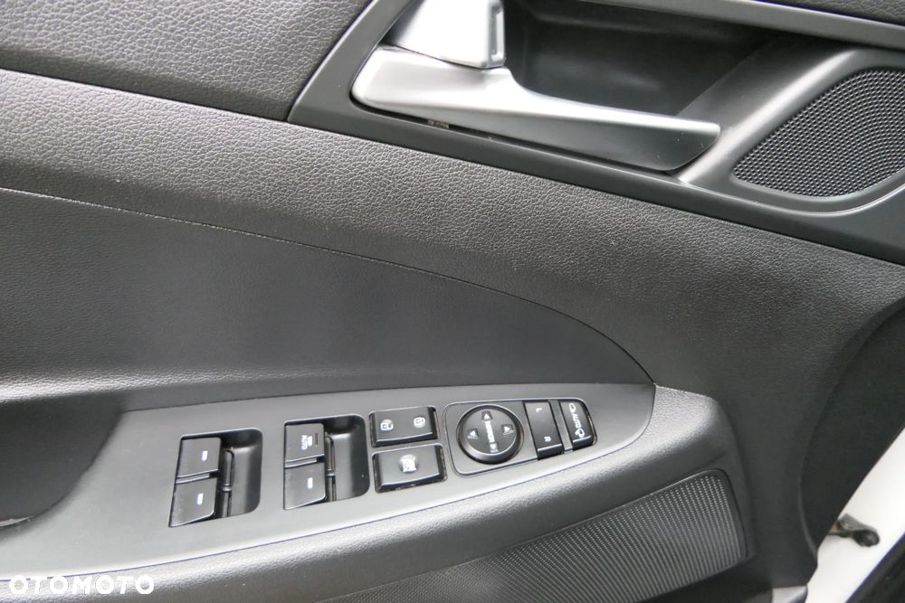 Hyundai Tucson blue 1.6 GDi 2WD Classic - 28