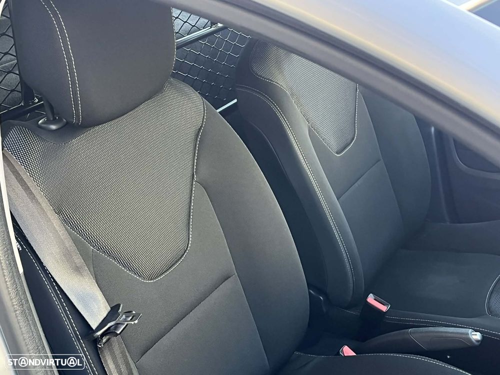 Renault Clio IV Van 1.5 dCi 75cv - 22