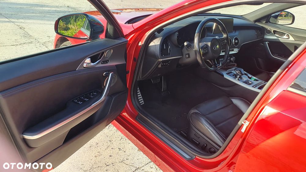 Kia Stinger 3.3 T-GDI V6 GT AWD - 9