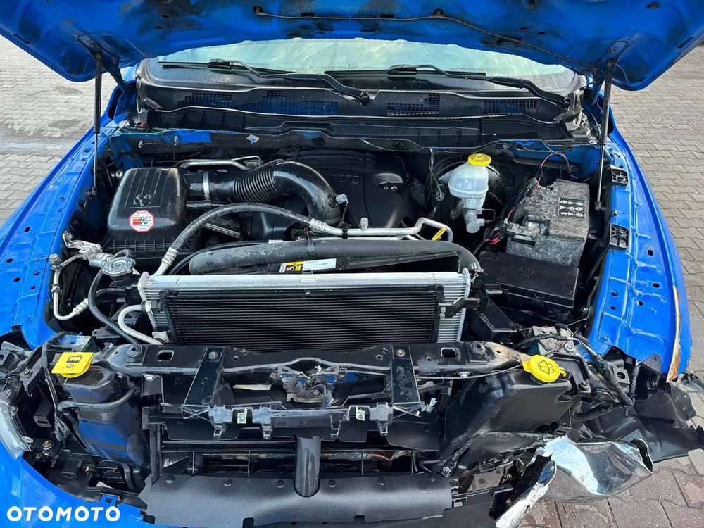 Dodge RAM 5.7 4x4 - 23