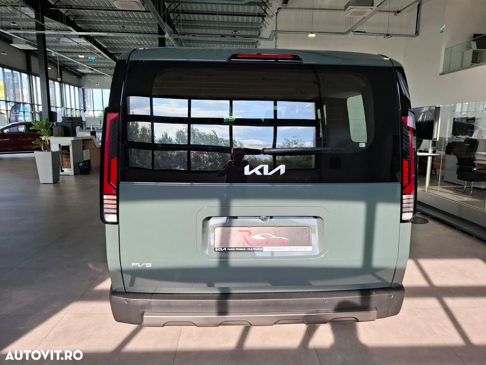 Kia PV5 Passenger - 4