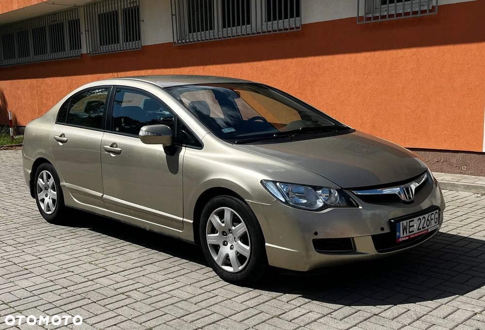 Honda Civic 1.8 Comfort - 1