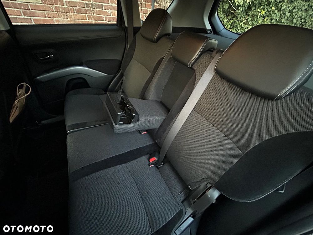 Mitsubishi Outlander 2.0 2WD Invite - 9