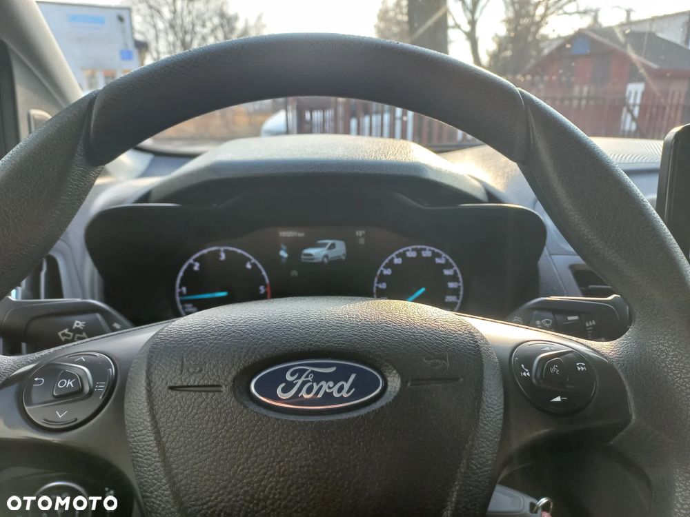 Ford Transit Connect - 18