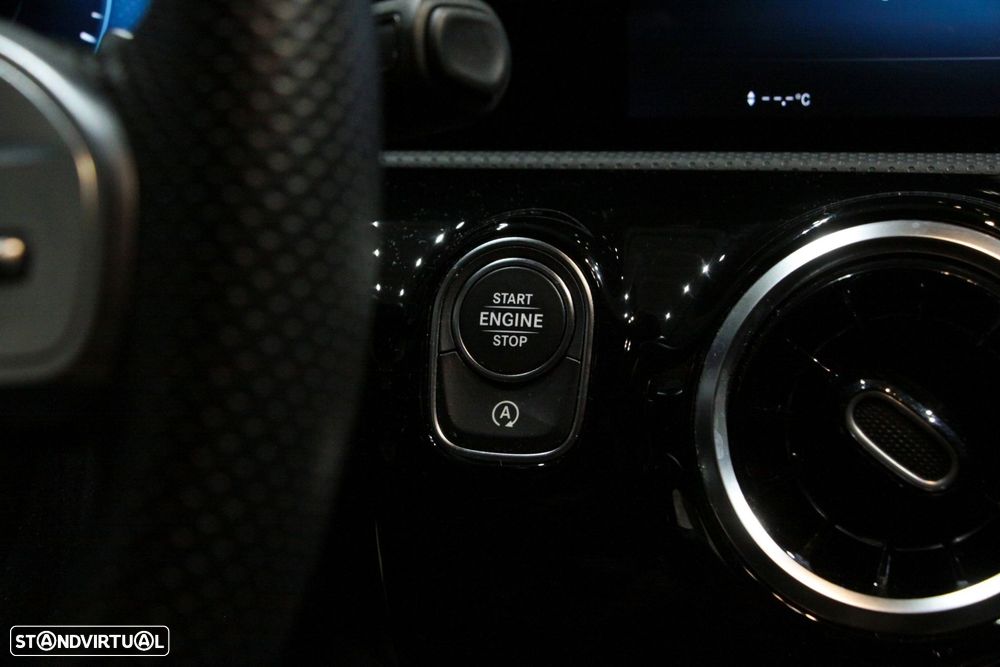 Mercedes-Benz CLA 180 d AMG Line - 36
