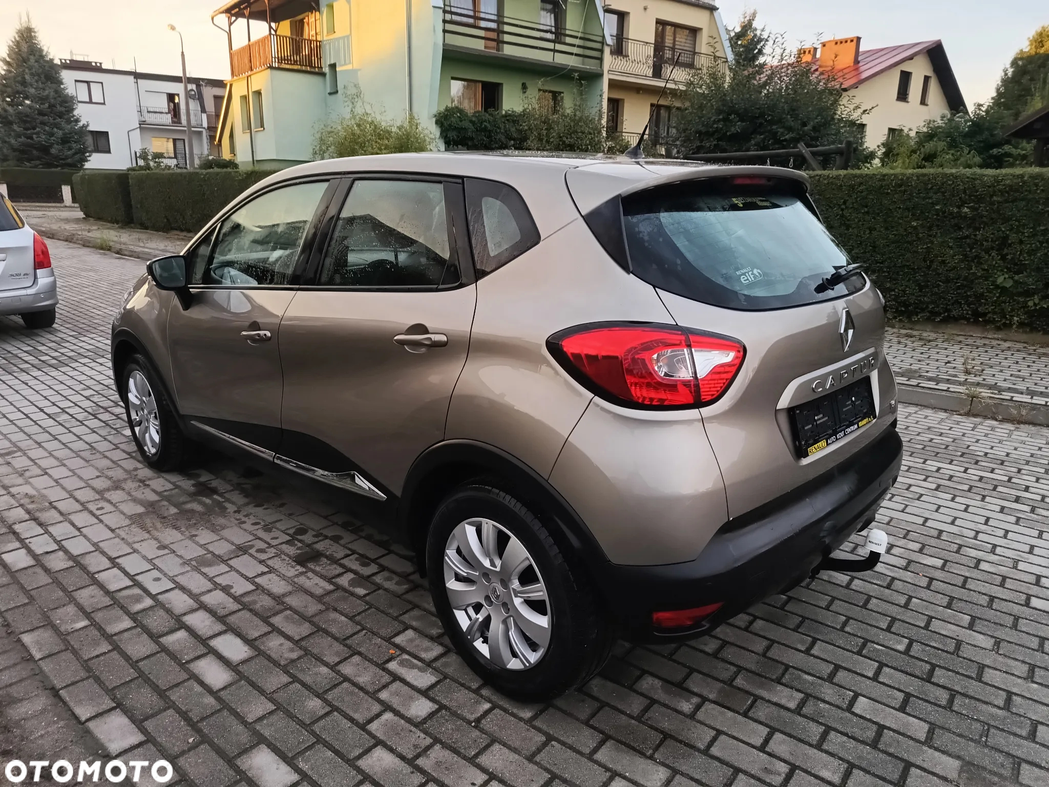 Renault Captur 0.9 Energy TCe Helly Hansen - 5