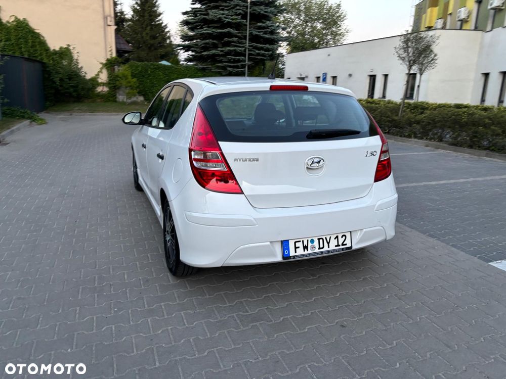 Hyundai i30 1.4 Comfort World Cup - 4
