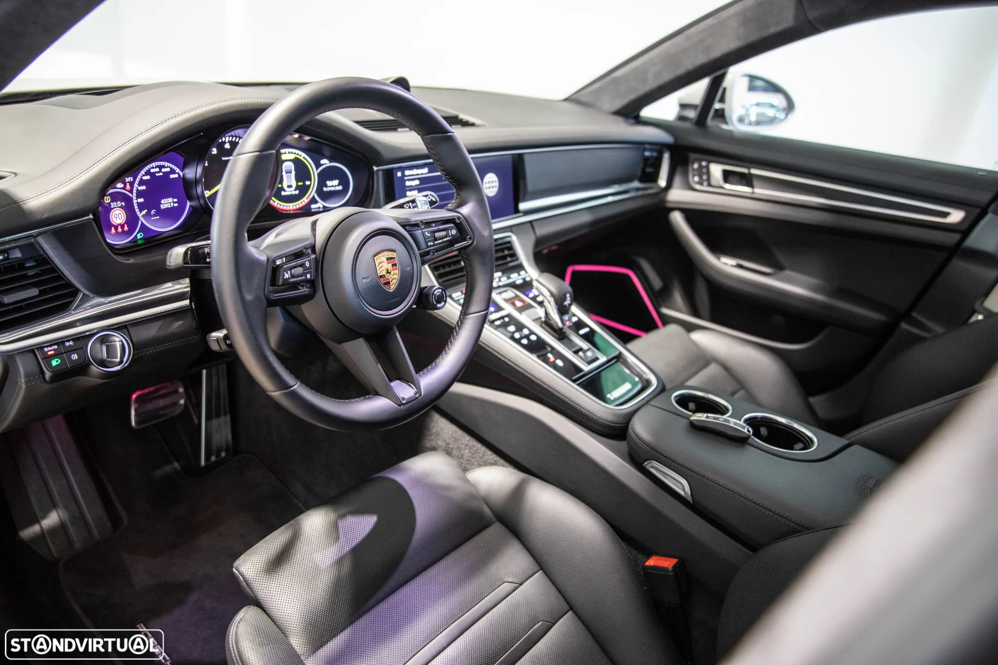 Porsche Panamera Sport Turismo 4 E-Hybrid - 13