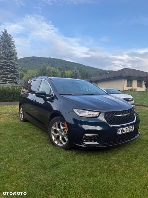 Chrysler Pacifica - 3