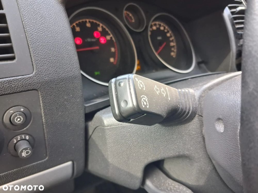 Opel Zafira 1.8 Cosmo - 9