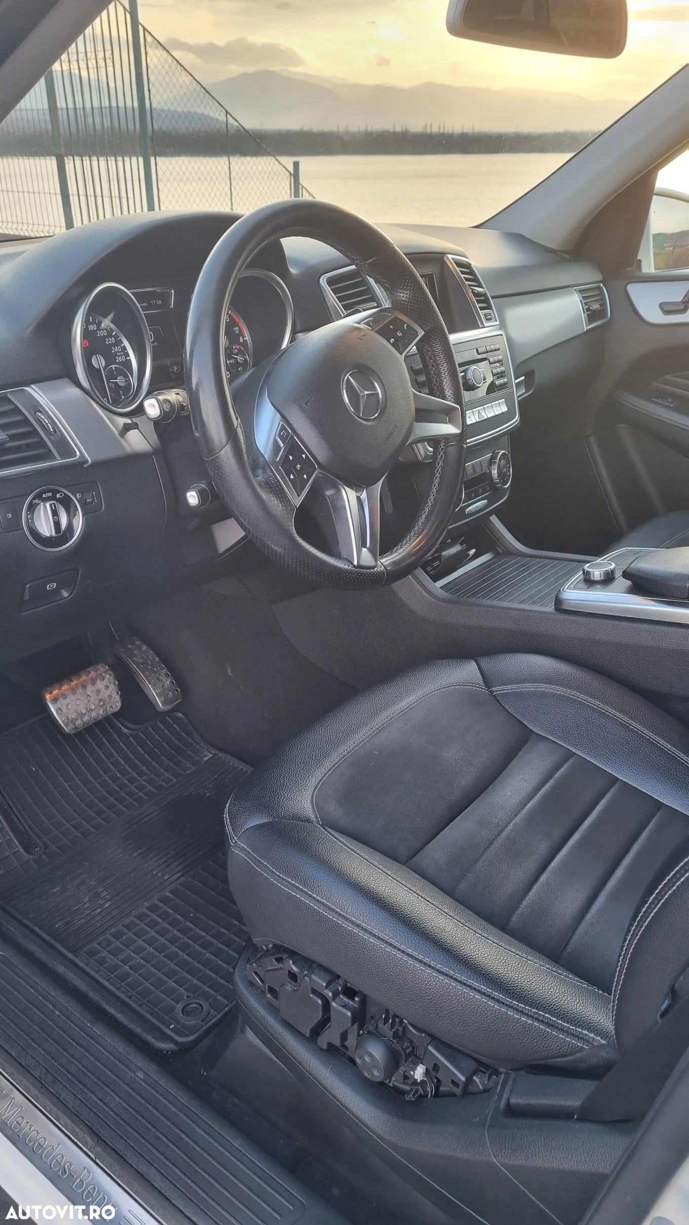 Mercedes-Benz ML 250 BlueTec 4MATIC Aut - 9