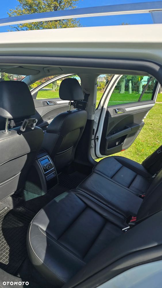 Skoda Superb 2.0 TDI 4x4 Business DSG - 9