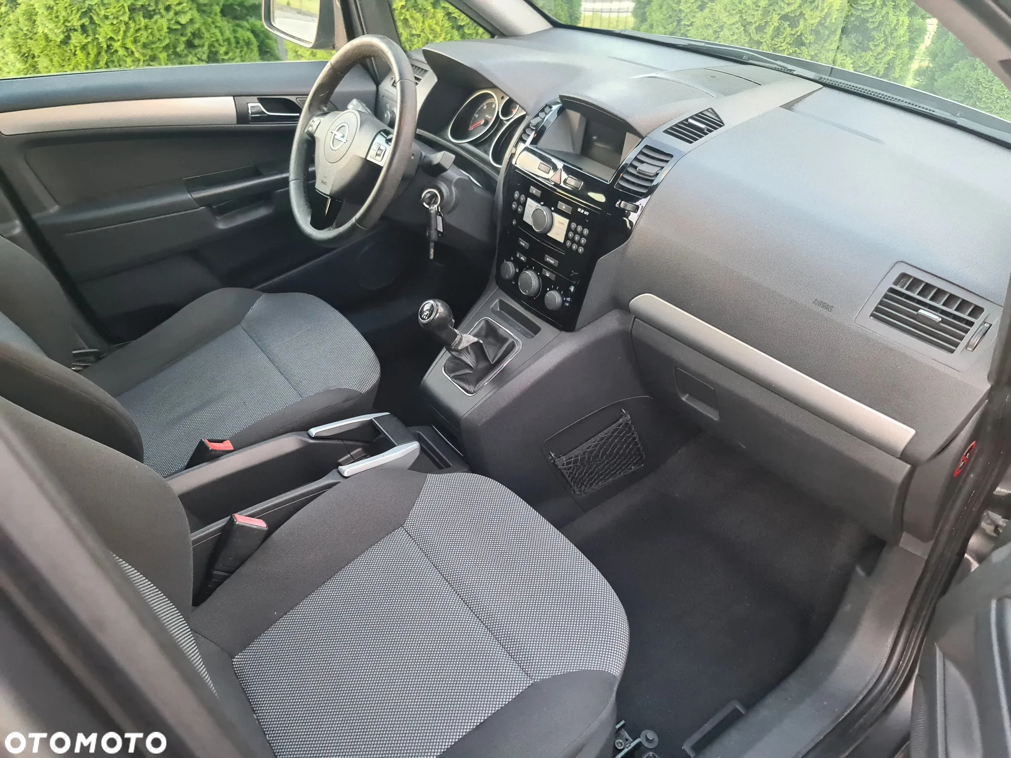 Opel Zafira 1.7 CDTI - 20