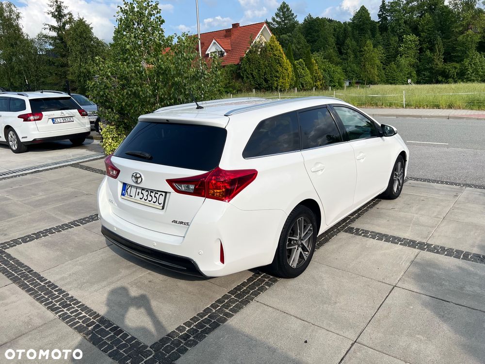 Toyota Auris 1.6 Dynamic - 5