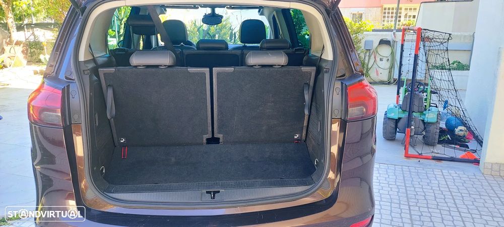 Opel Zafira - 16