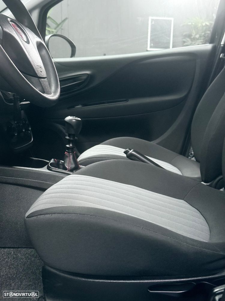 Fiat Grande Punto - 9